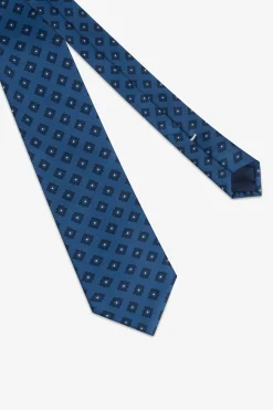 Avion macro pattern tie