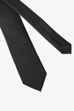 Black Diamond Tie