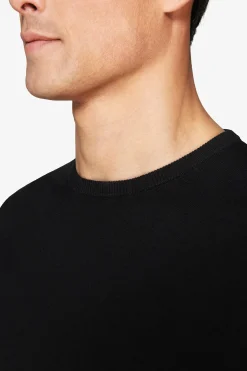 Black knit t-shirt