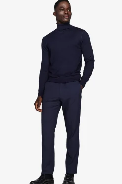 Blue basic turtleneck