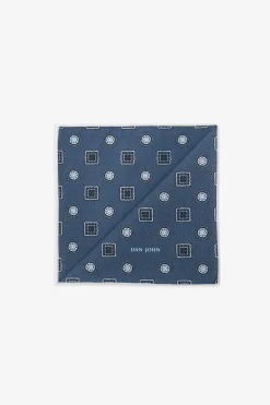 Blue geometric pattern pocket square