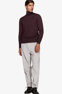 Burgundy basic turtleneck