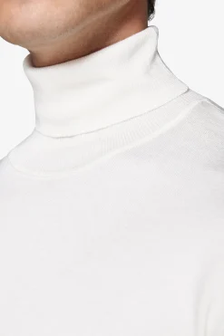 Cream basic turtleneck