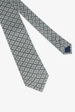 Green abstract macro design tie