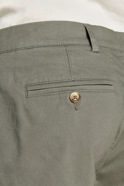 Green cotton basic chino bermuda shorts