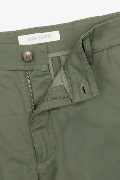 Green gabardine Bermuda shorts