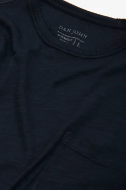 Navy crewneck t-shirt with chest pocket