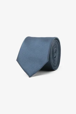 Navy diamond tie