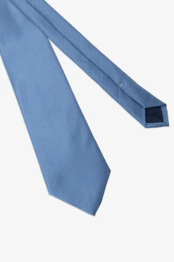 Sky Sallia tie