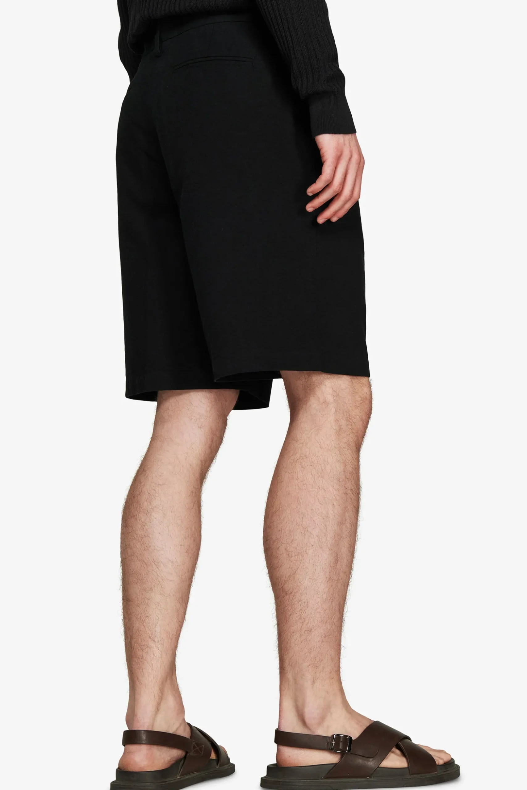 VOLUME Black linen blend bermuda shorts