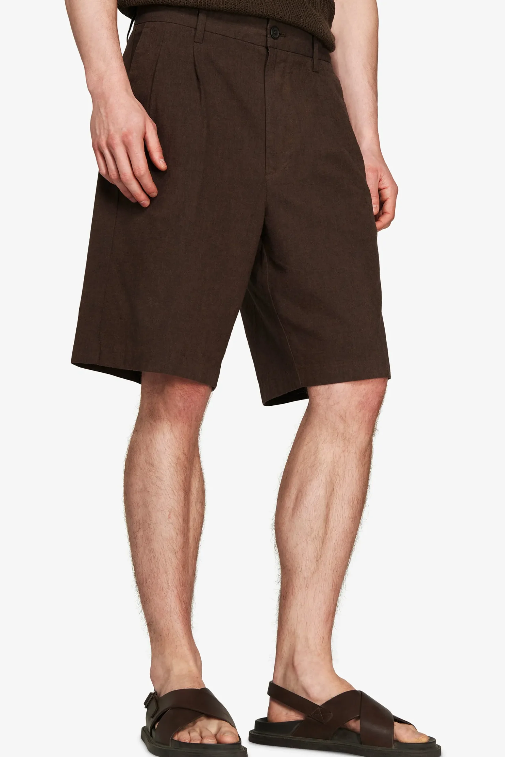 VOLUME Dark brown linen blend bermuda shorts