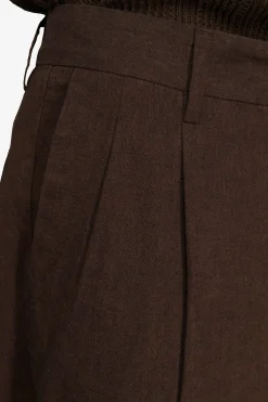 VOLUME Dark brown linen blend bermuda shorts