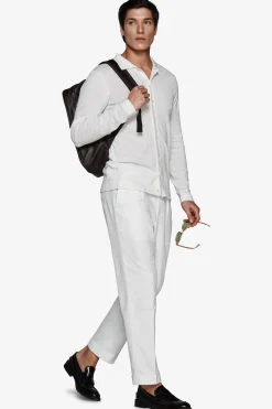 White knit shirt