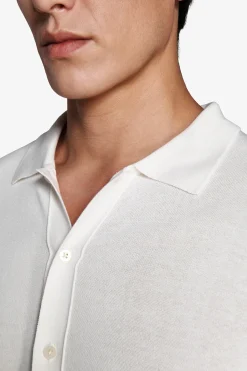 White knit shirt