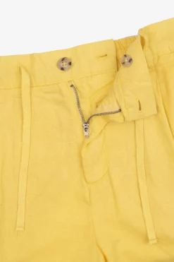 Yellow Bermuda shorts with pleats